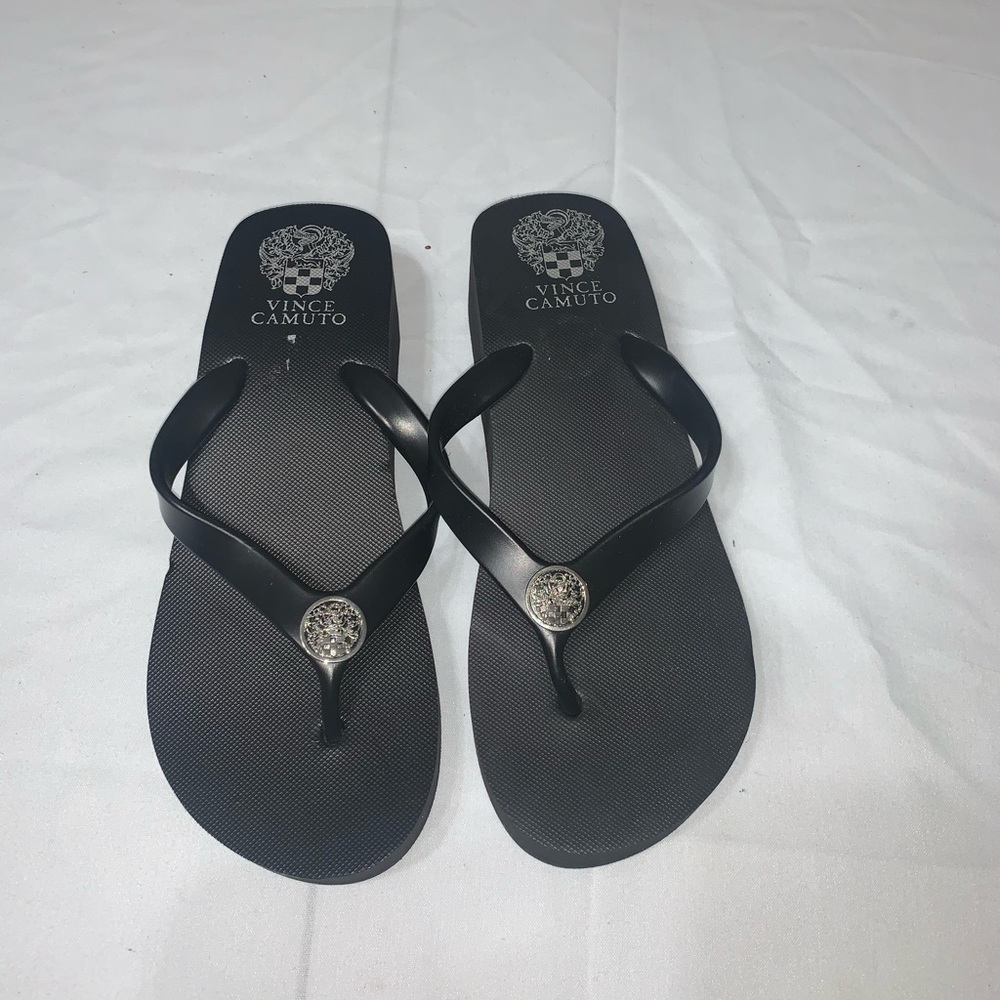 VINCE CAMUTO WEDGES